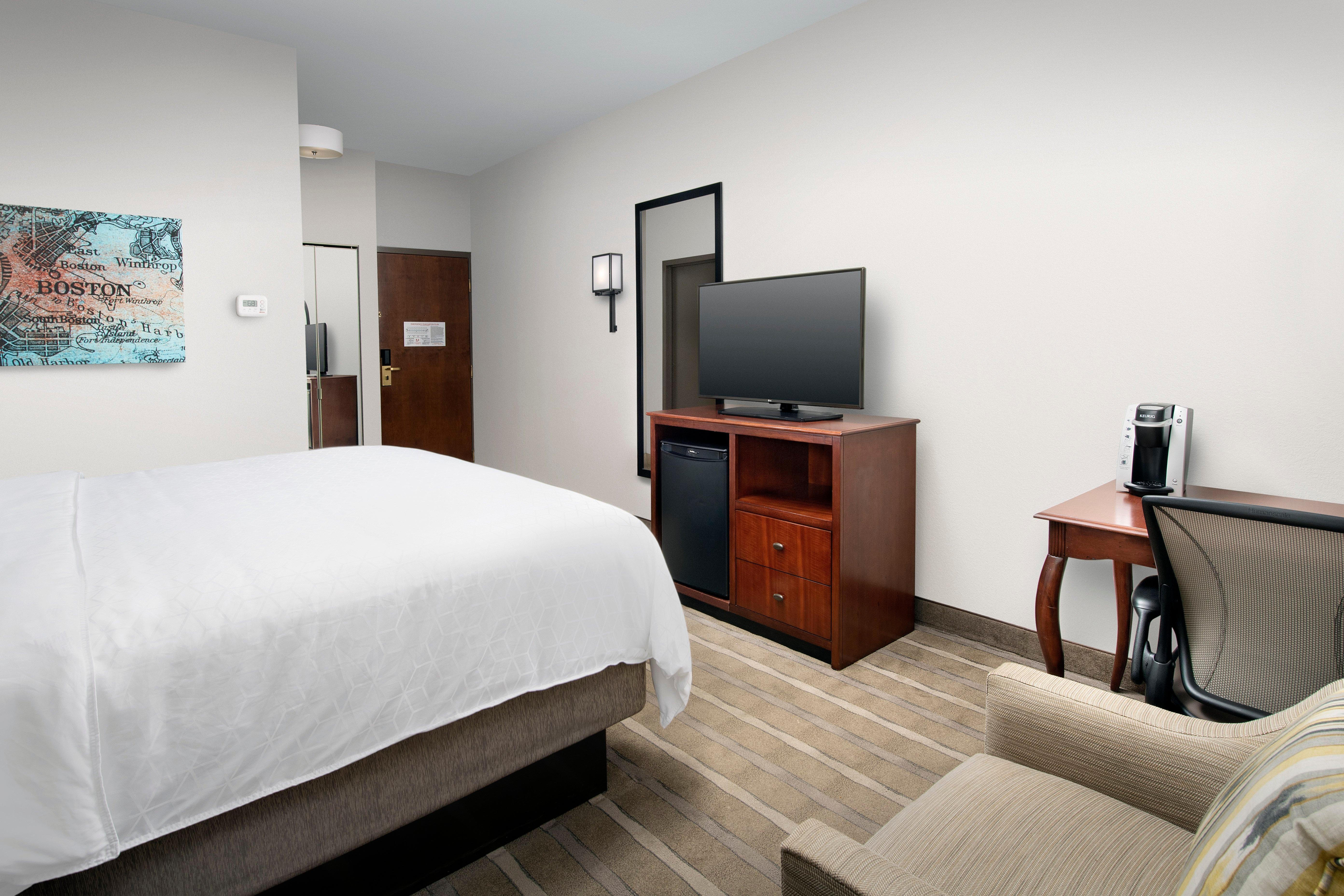 Holiday Inn Express Boston North-Woburn By Ihg Exterior photo