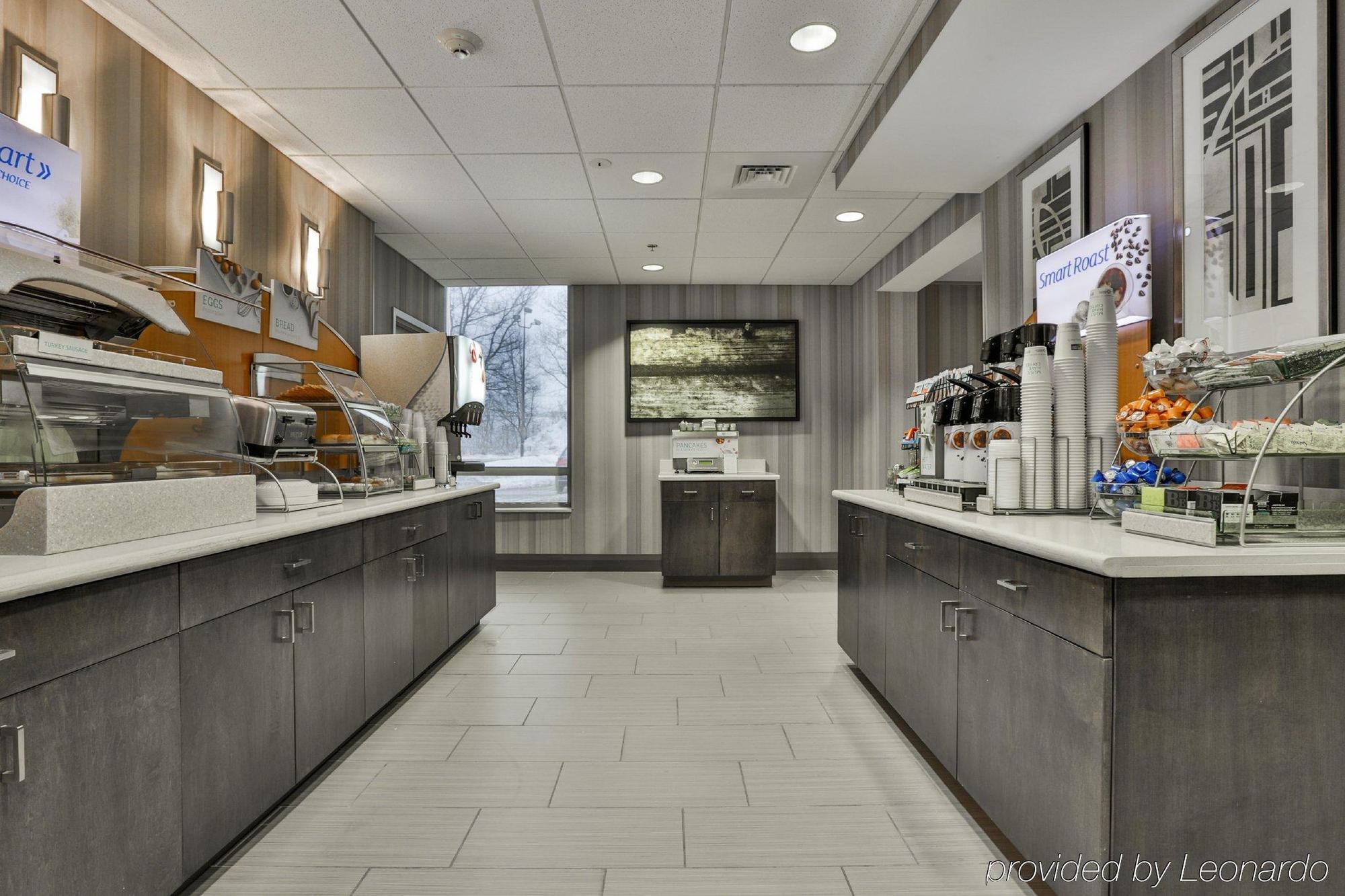 Holiday Inn Express Boston North-Woburn By Ihg Exterior photo