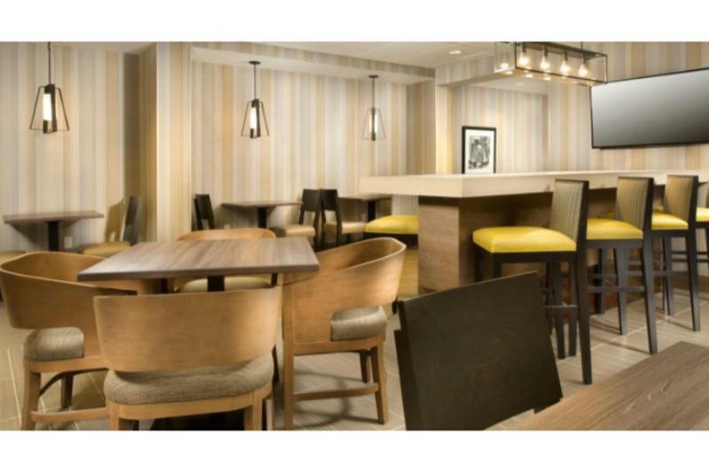 Holiday Inn Express Boston North-Woburn By Ihg Exterior photo