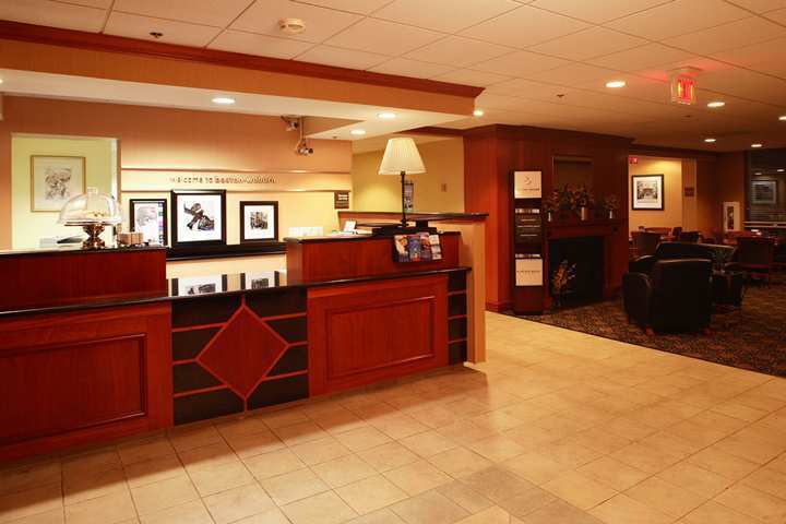 Holiday Inn Express Boston North-Woburn By Ihg Exterior photo